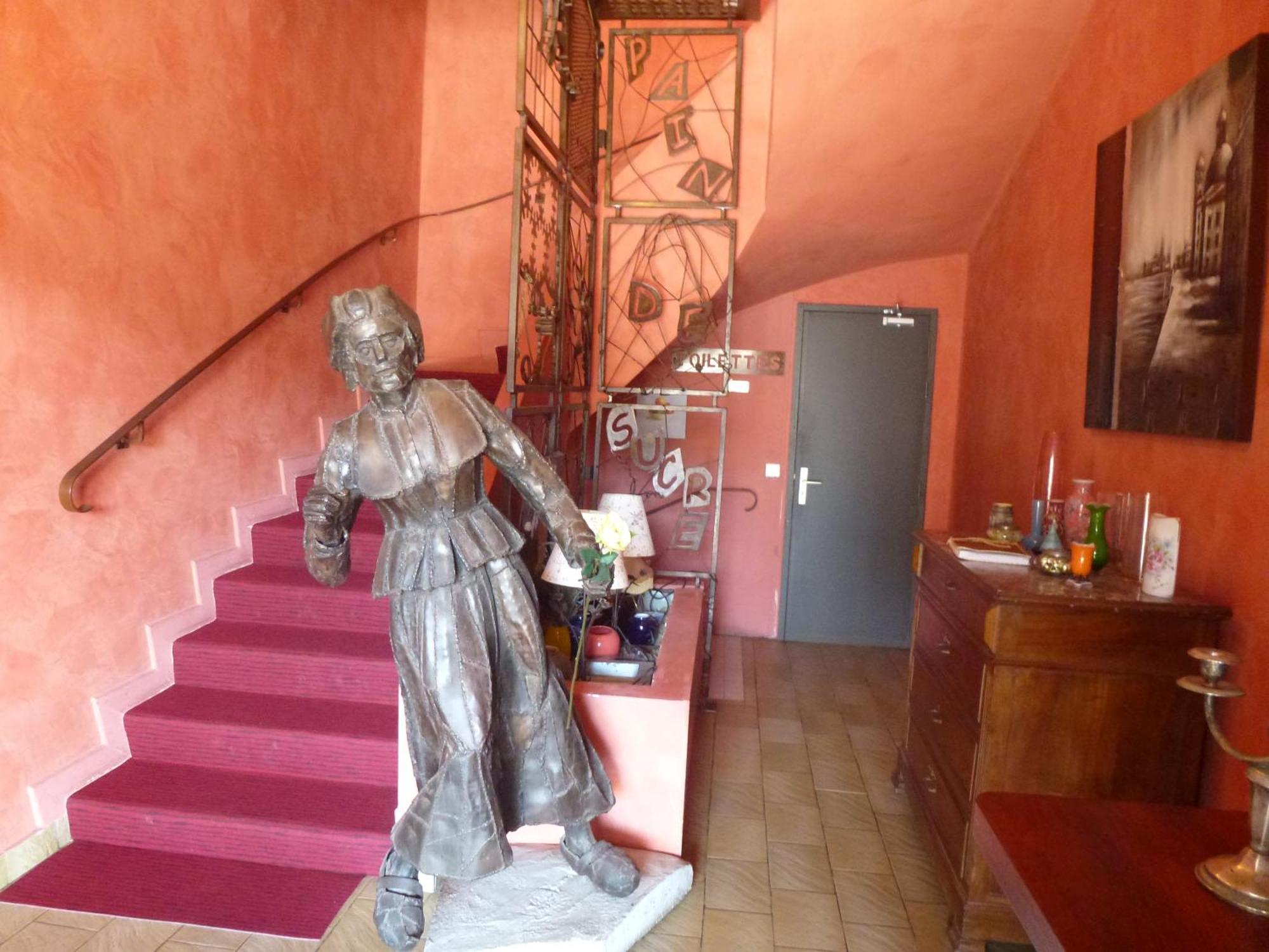 Hotel Restaurant Le Pain De Sucre Monistrol-d'Allier Bagian luar foto